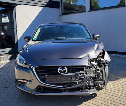 Mazda 3 cena 29900 przebieg: 125420, rok produkcji 2017 z Września małe 67